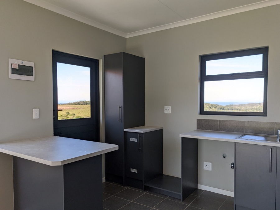 2 Bedroom Property for Sale in Kidds Beach Eastern Cape